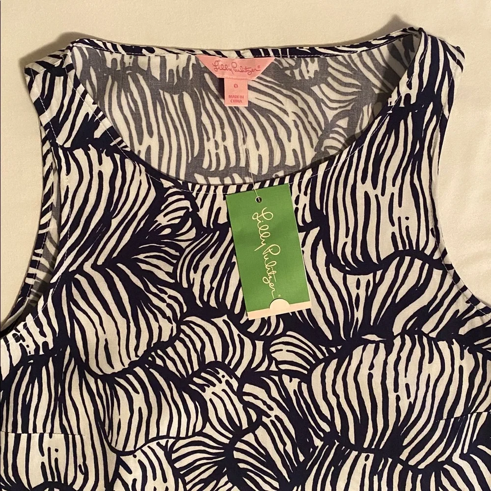 Lilly Pulitzer NWT Sonja Top in Bright Navy House of Nemo Print macrame fringe - Picture 4 of 16